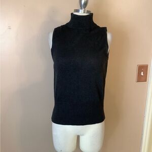 Liz Claiborne Black Sleeveless Turtleneck Knit Top
